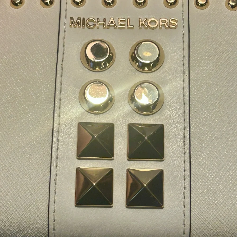 Michael Kors Optic White, Double Zip Leather Wristlet, Designer NWT, Gold Stud